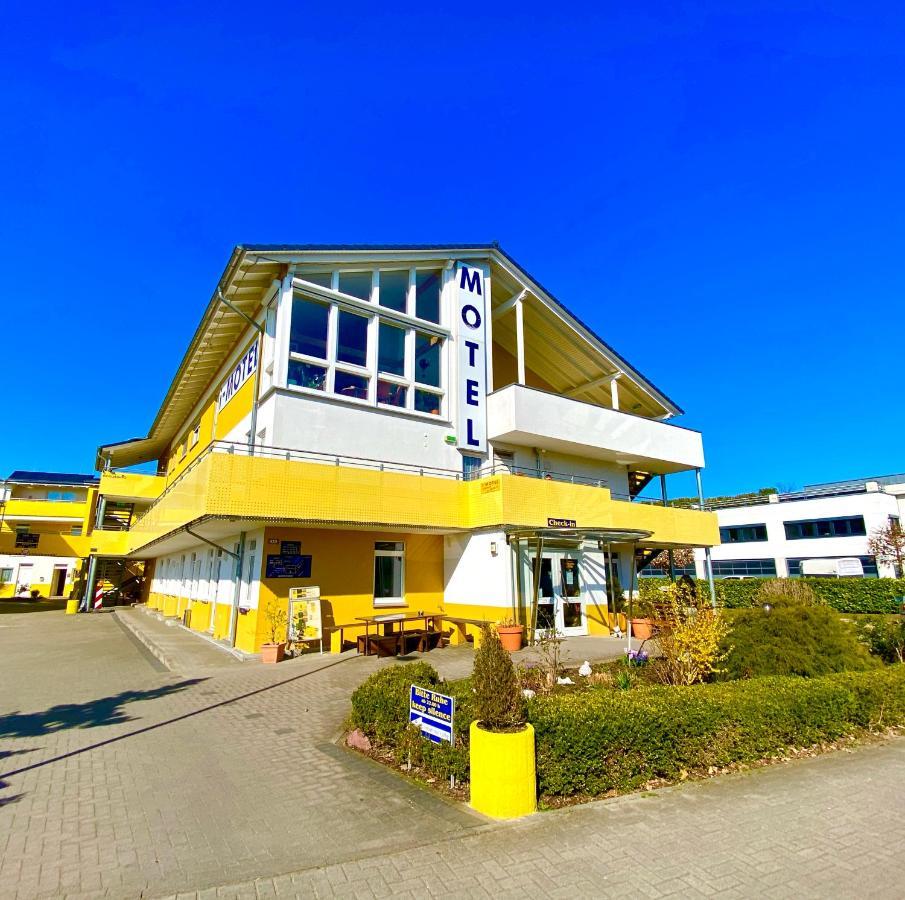 I-Motel 오베르츠하우젠 외부 사진